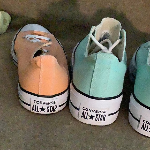 Converse All Star Womens size 10 - Picture 4 of 6